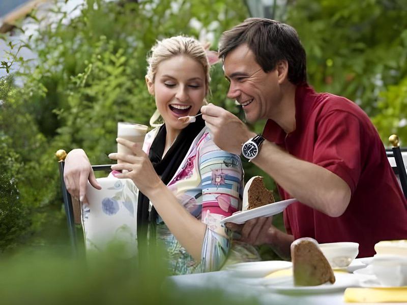 130C8F696A924575AA7CE3EE903C4B05