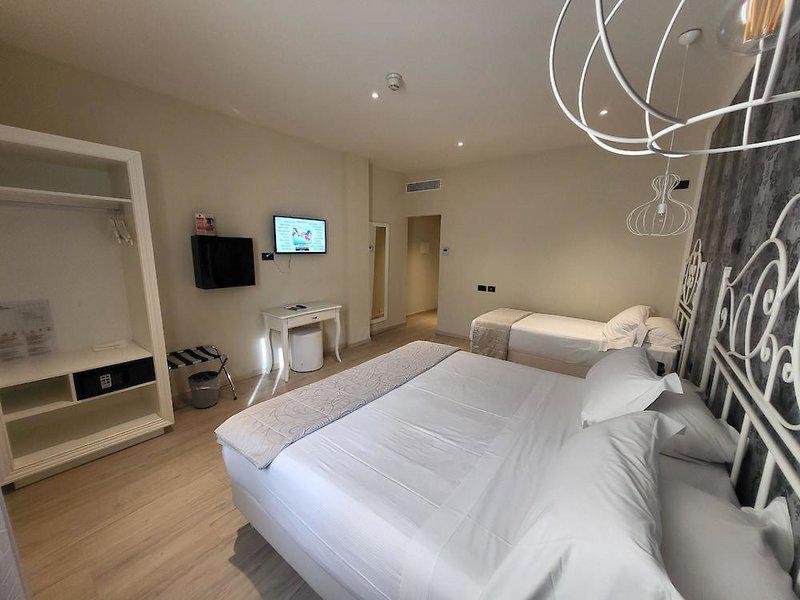 EAC0DB96A6481EFFF04F416D629E3EF0