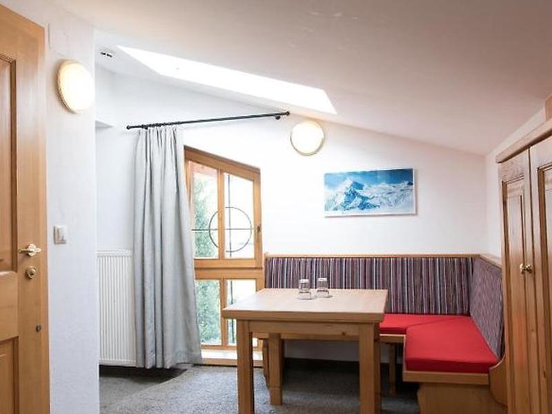 29444AE29A9E8DBC298F40CF0A1EDD7C