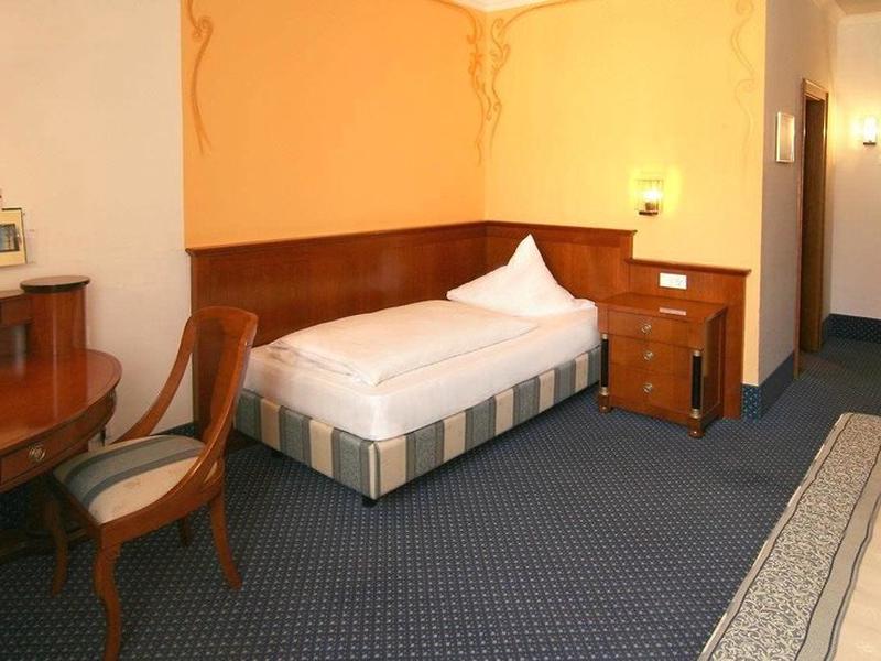 2ED677FA1916BEE64375A84F84FDC129