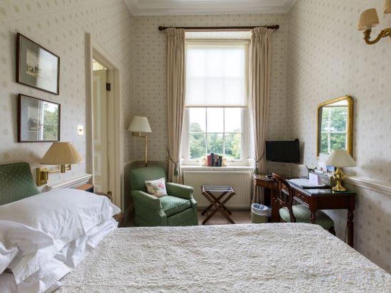 DF2A164761DC4D81F1FAF1AAAE7C5E8C