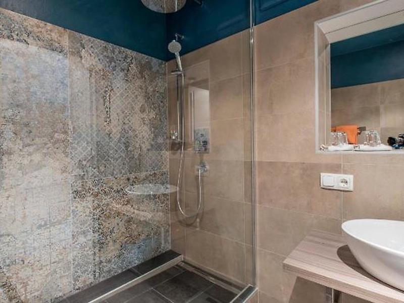 9CBA211268BF56B9B5FD6D223FEA4FA5