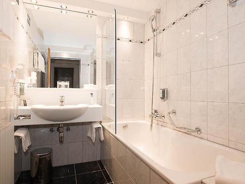 E7CA01E0612201FD34DAED65381933F1