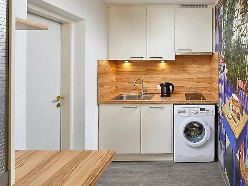 F835A28866B627A33AC35DE7C7C28EB1