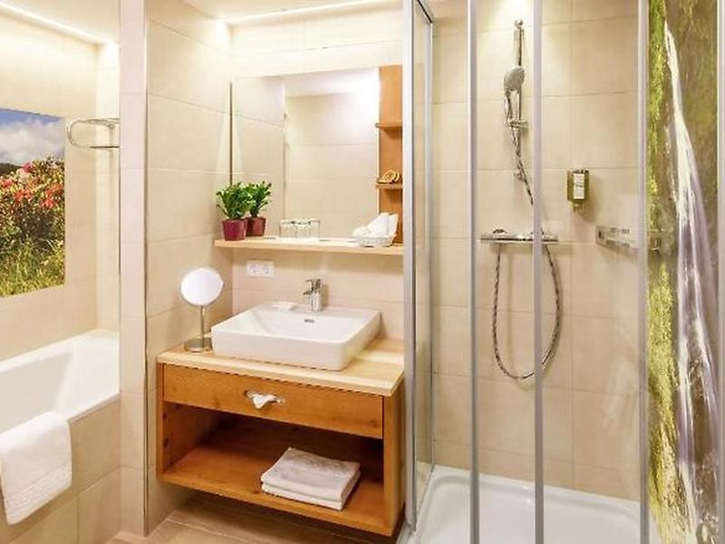 41092B96A02BD5B87EB15D34FDB8A54E