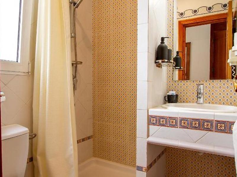 8D85B0DFAEEED717F840107890B26799