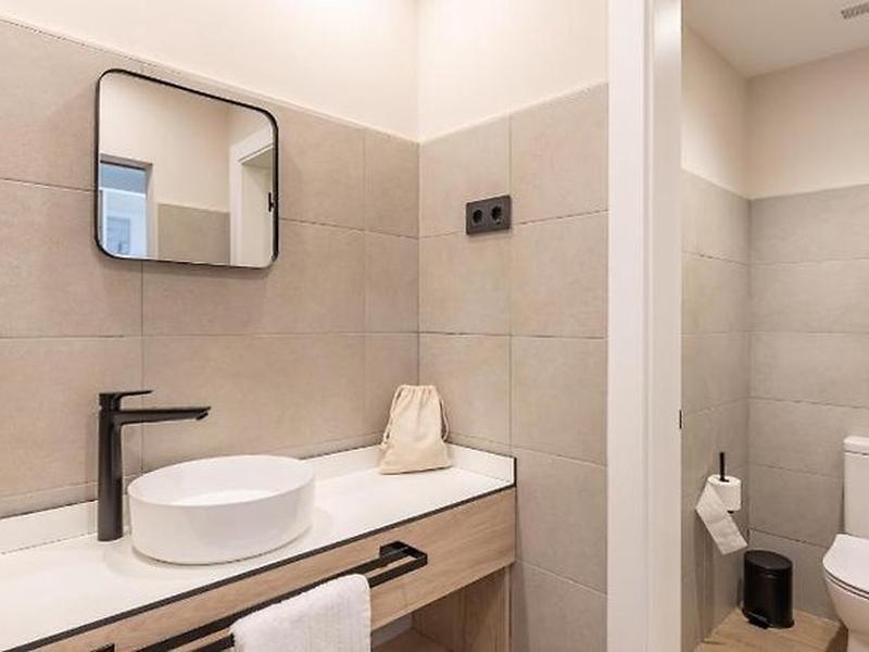 8F7B0FD4C36715617DD3280F41C08B00