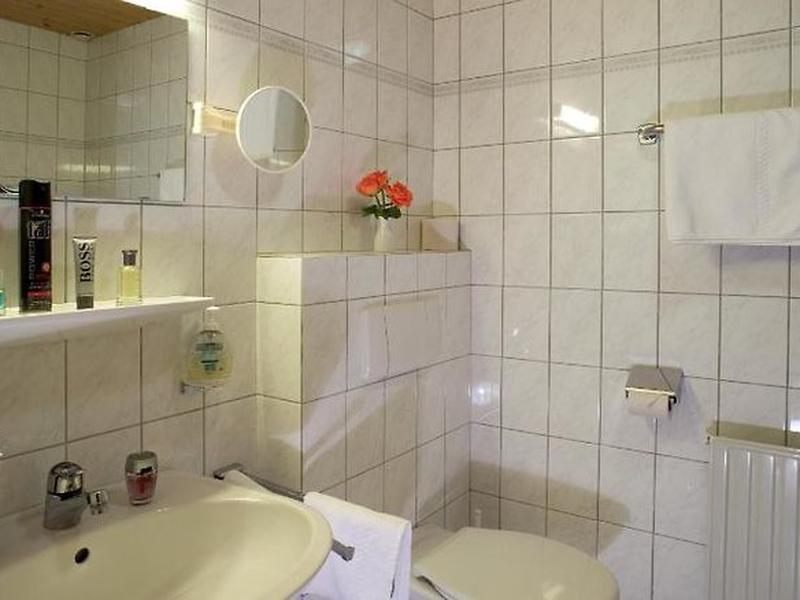 AA47F5F7134B3B279DB2832BC6706B19