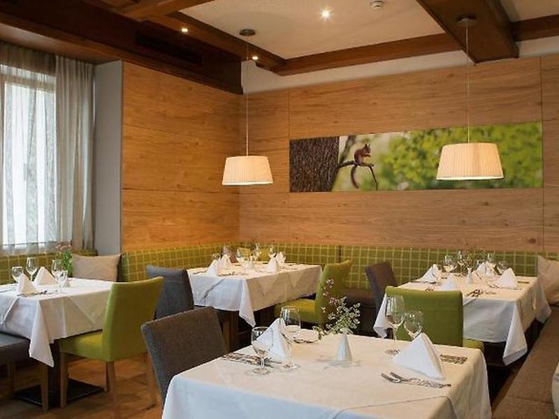 7DC77C4B66F463937F2B2A336C40019B