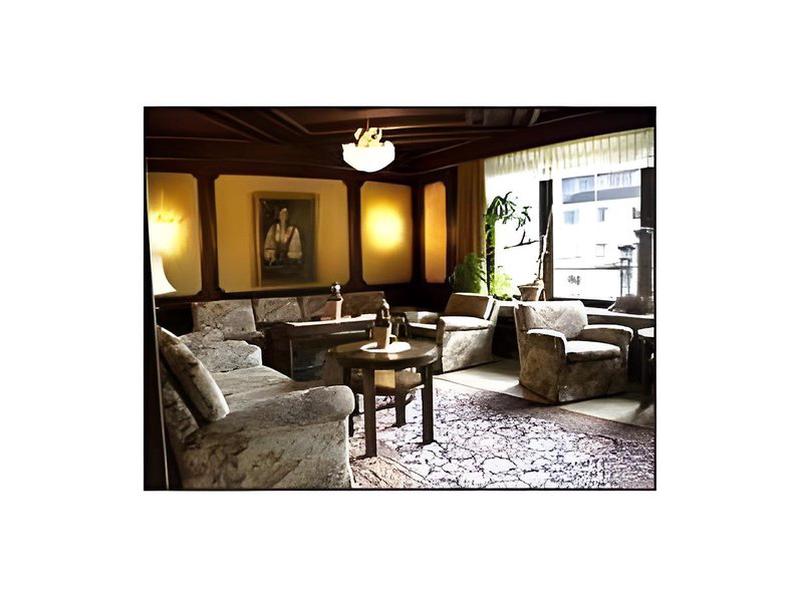 3ABCAF92133EE82DA44AD5BAA01B9F66