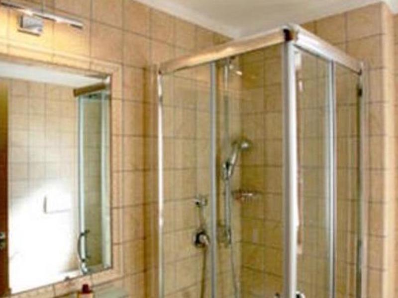 7357295C1B41B22DEB83B52281FD658F