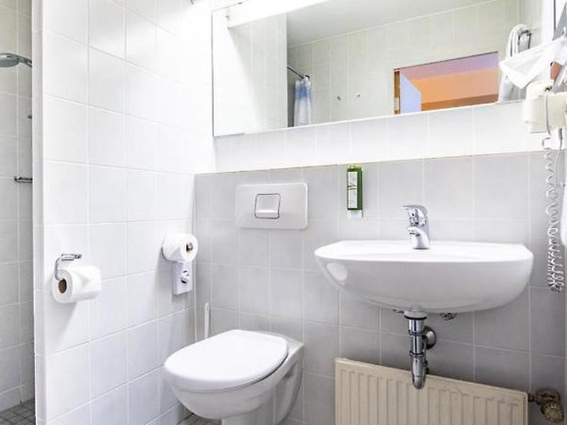 6443197FFD9C3C07ED713685FA668DFB