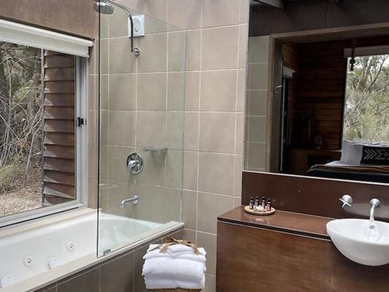 D7019E9FF9B7B35347550A1E1CBA2258