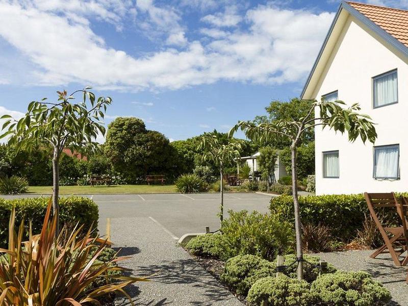 EA3164798C826437AE65CCD2DD5B3344