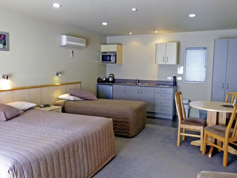 93BE98C872201C642CFB946BBB319F84