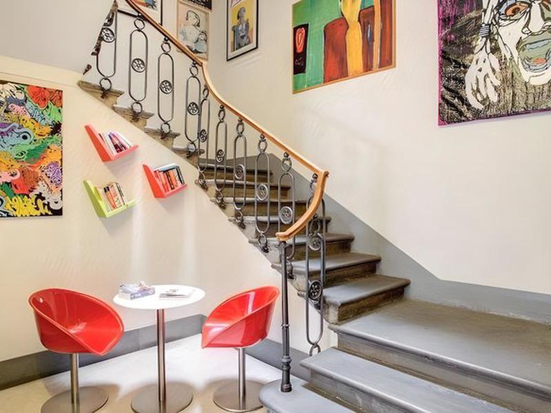 39A9C235D24E274B65AA5F0BF8961281