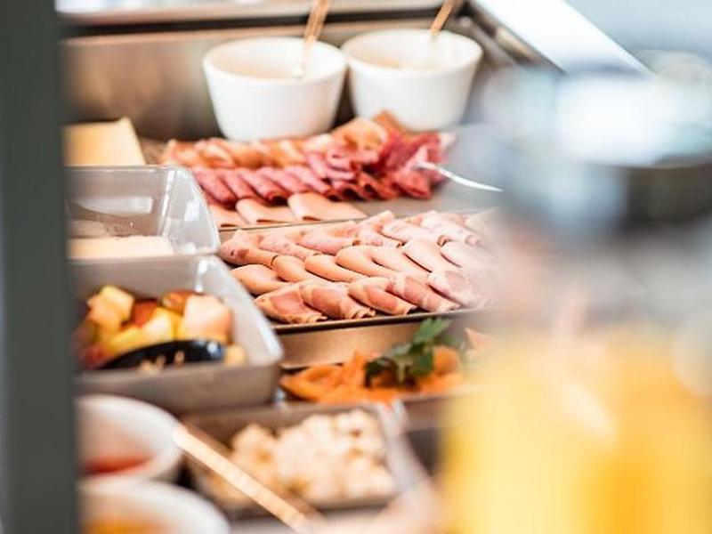 2298CC6D495871A2F604482B494B6EC3