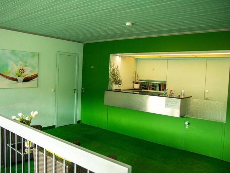 77EDB99B7CD4513EA0D6CCC6ABD7EF32