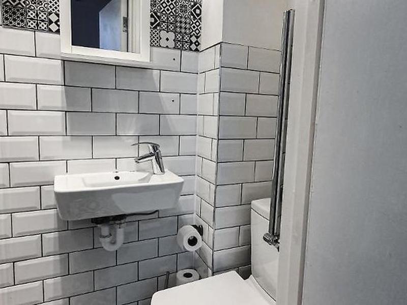 79A67E4B1C8B7CDE50122D4C95071F44