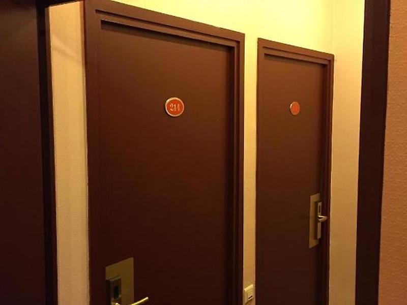 5FAC241F65D4B513FD1EB6D08D7ABC17