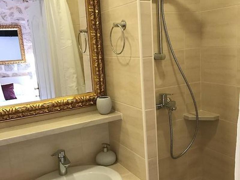 EB3C91095652586D71A9CE3B5D5D29E2