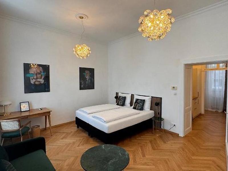 8EEEF5055211066EC9B8DA265AF9507D