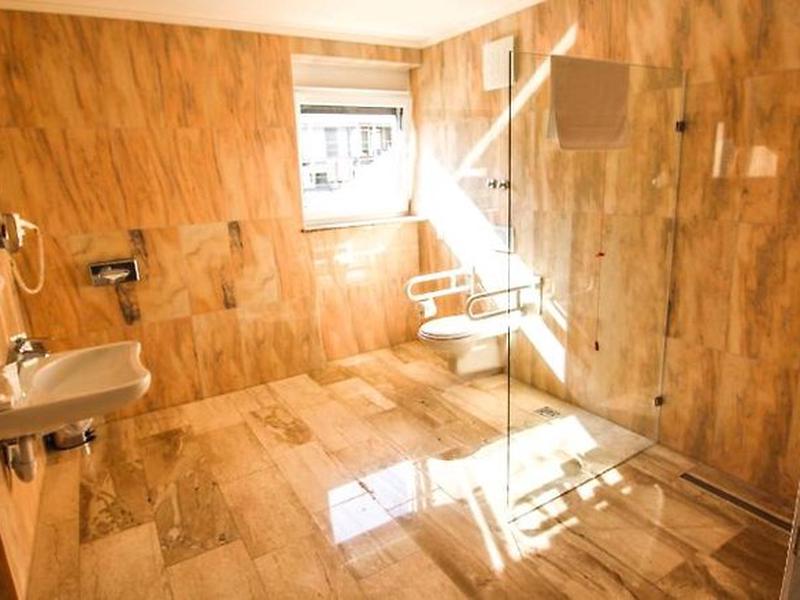 801CF15292ACC7A79ABAC6BE1A3138F6