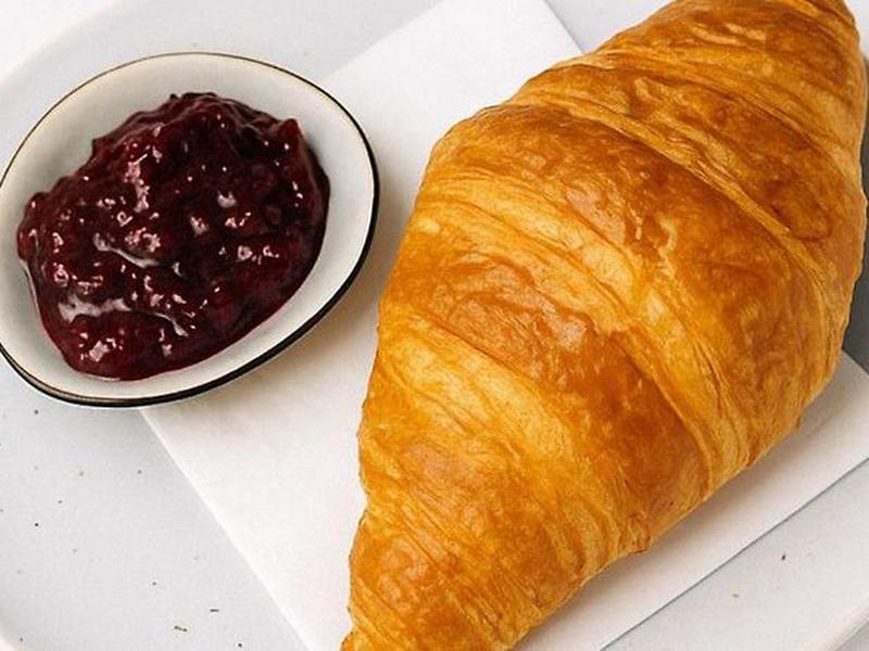 E7AFB04AAF4870B288096A6FE4C153A4