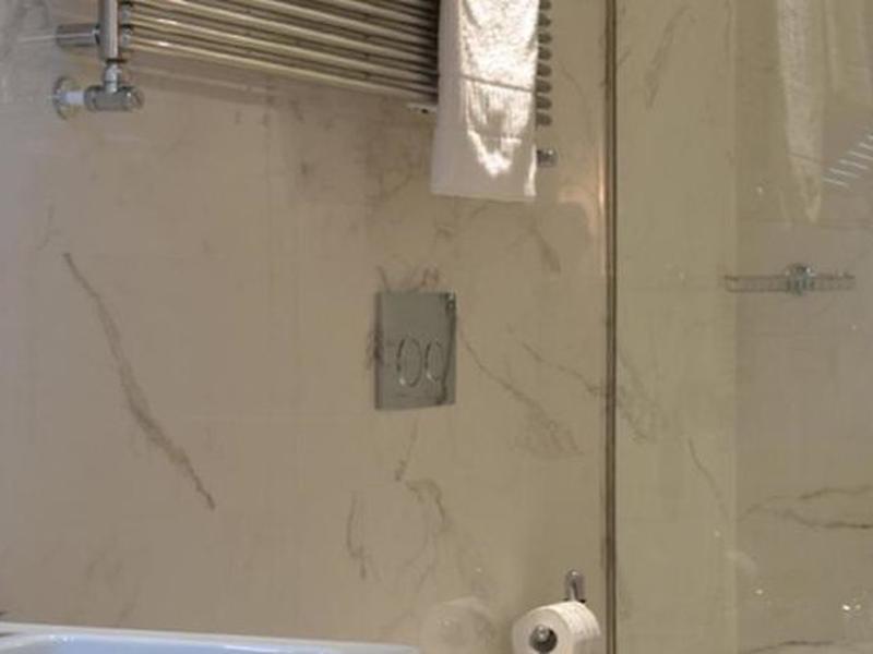 665BDFF40E2F9F2D3A1101AEC4EC5FCA