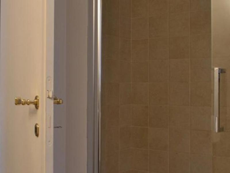 08110A1E2ABE890F567BB6864AA2C92E