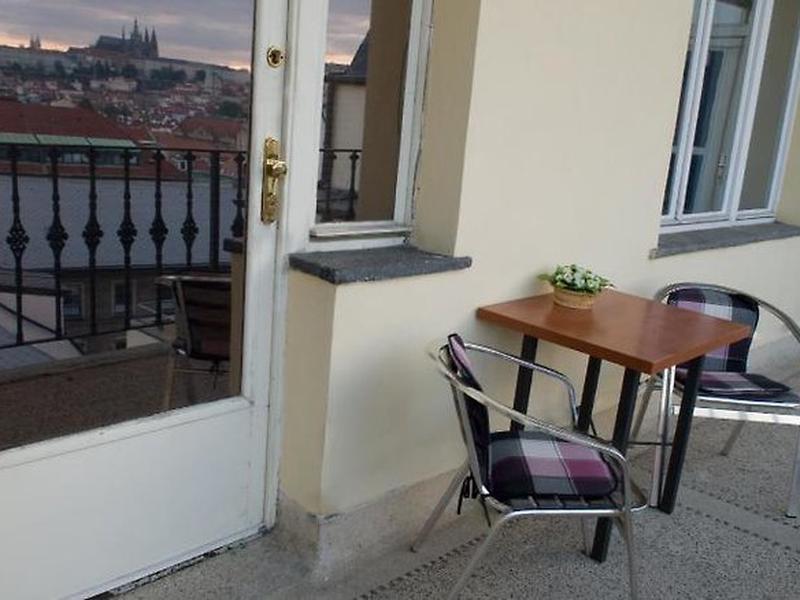 ED433792DE8048B5A1F69BEE2C63EE1F