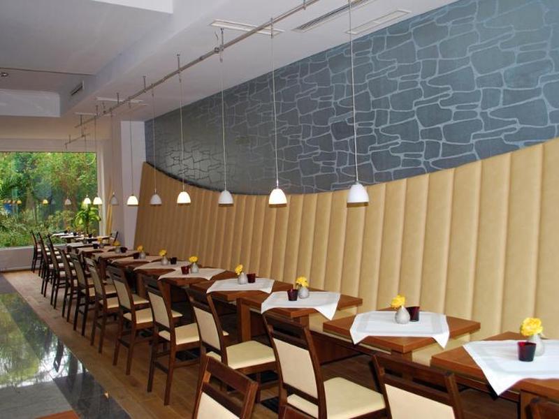 C931536DF4E6BB02816143326D1FB47E