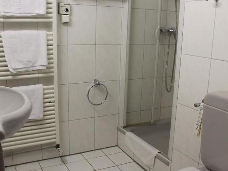 08EECD1B7A7F7DAAA454AA755CF36D67