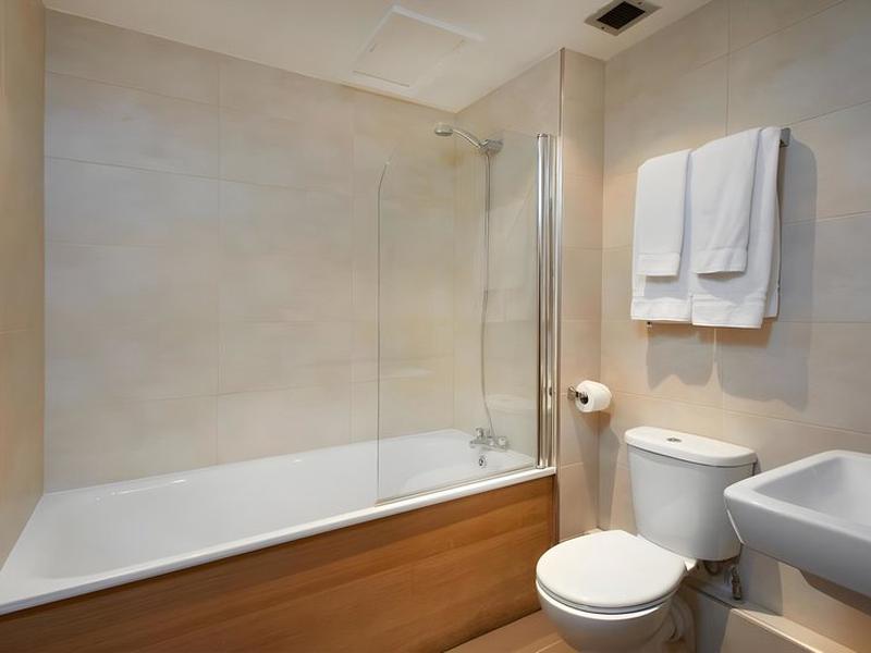 F8B7BF1039088EC3C47ED218F4CFE9DE