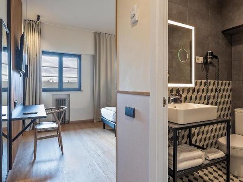 799989C062ABFEADF963C0959E5CB378