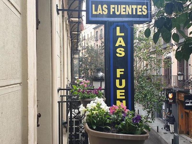 19559A607B471EDF0A3B03D7FE07D542