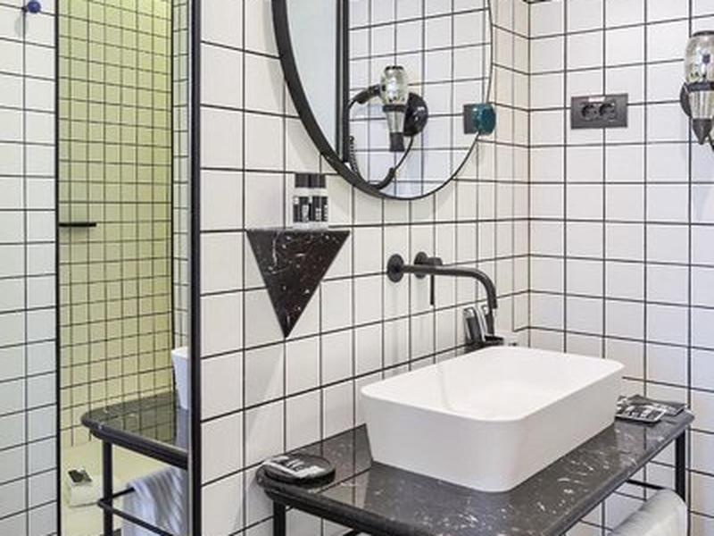 886C3BB30E9A4C87258FF4570FFED6F2