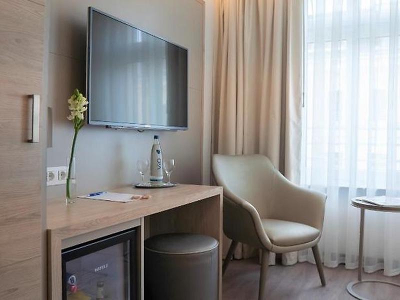 D6A54637B458ED5FE81D0C635FC1D894