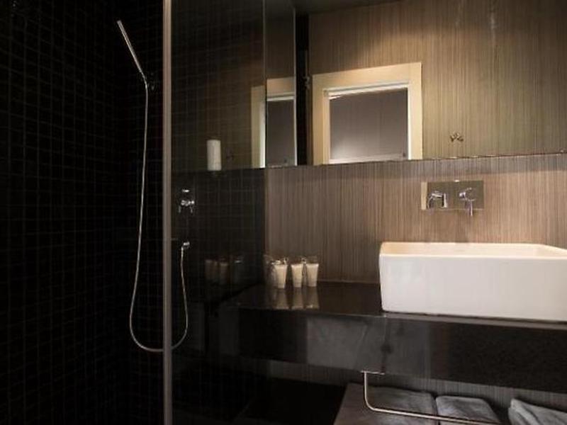 B72029F816A101E2737E35F0C7DE92D6