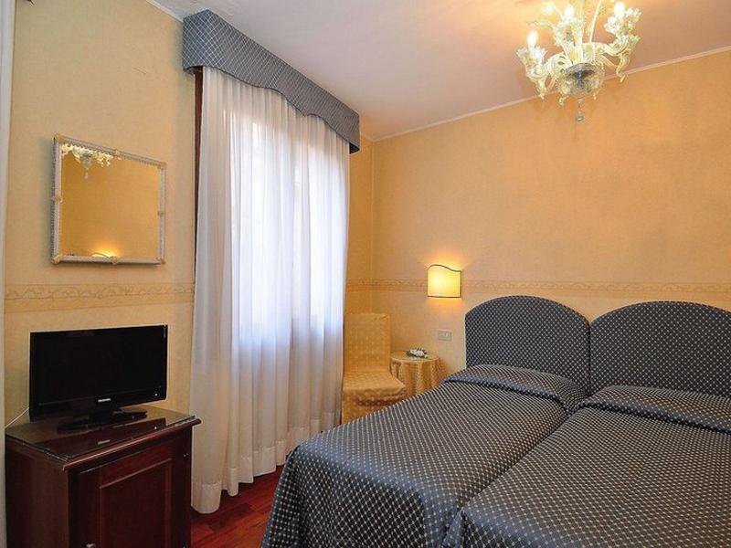 5C08F933F8F61820F404809383A9279F