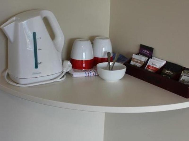 4D98590E5817A7891F3F348688E4D8F4