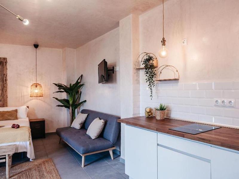 885D411F162614311A8D1FADD7436087