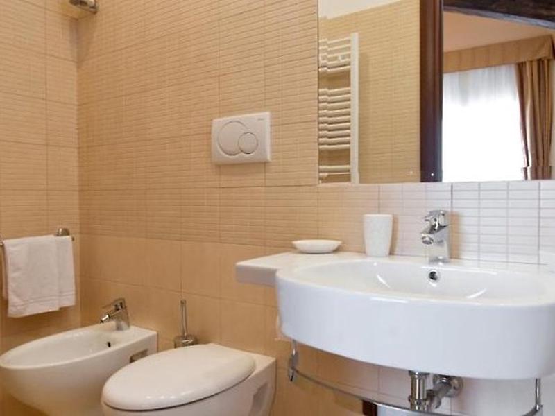 E53BDC88F054658CBE1DEBA45F7522B9