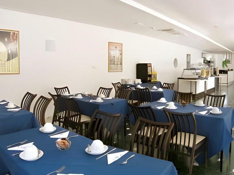 EB1B21DE54A56079A264999A1BDC4E5C