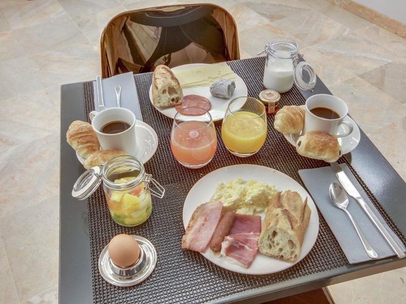 DF3379C020040C0D1A2CE219E7BD4476