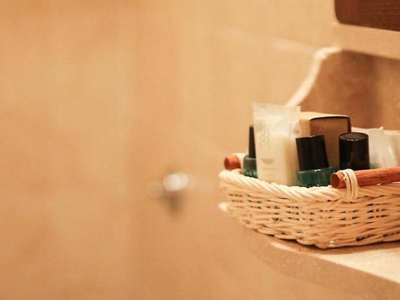 33AE080C19C458BC1DB329C16C5BFC5C