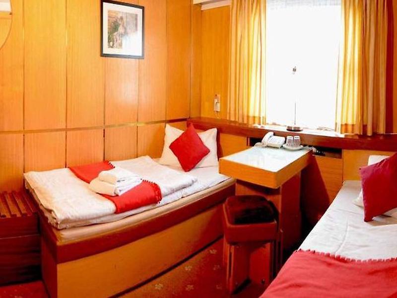 E138682BADF125AB68E5D4F2DB476FC3