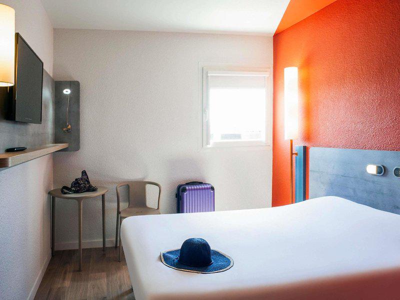 5FB99F41529354324049D7C7BFAD5350