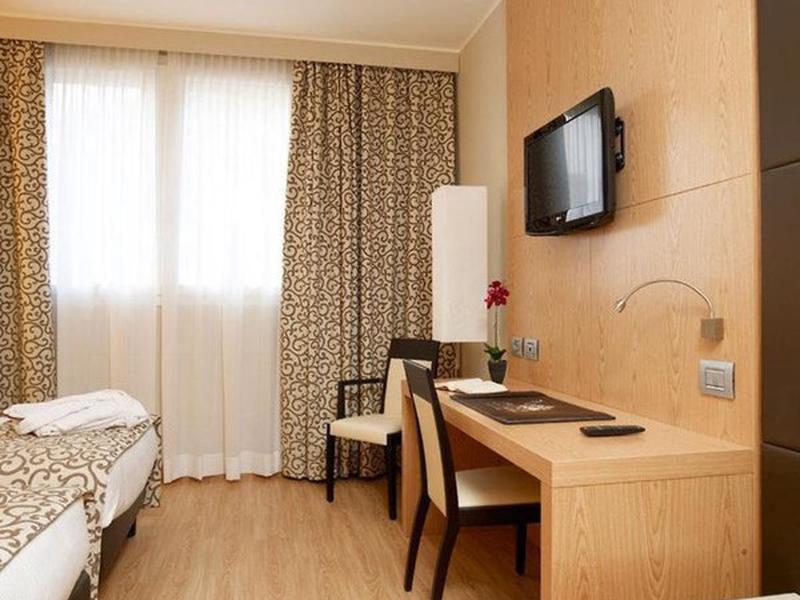 63F07F805C7251B8BBF2580C8469A01E