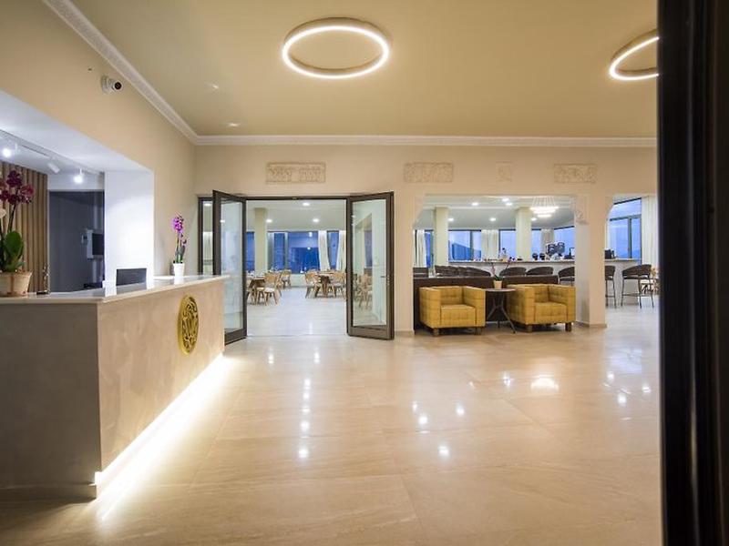 V Hotel Delphi